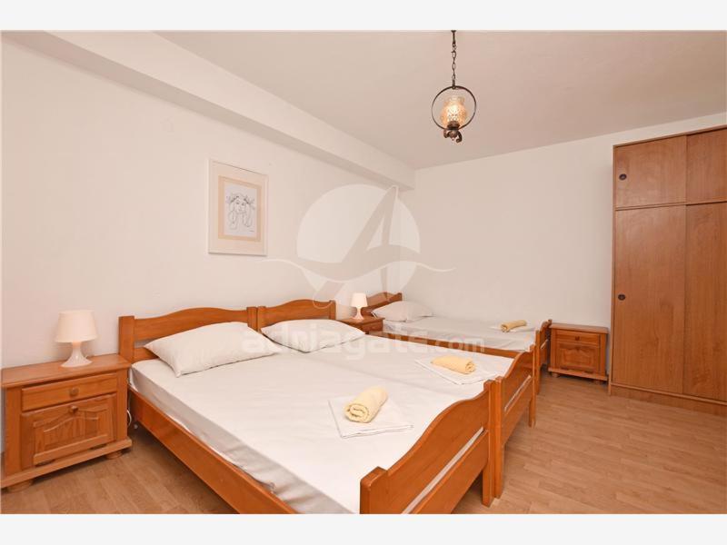 Apartmani Miro Opacak Omiš Buitenkant foto