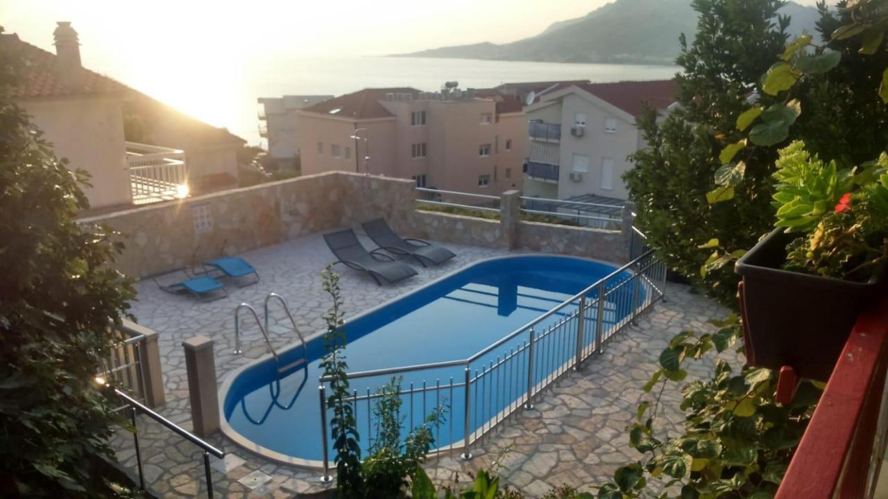 Apartmani Miro Opacak Omiš Buitenkant foto