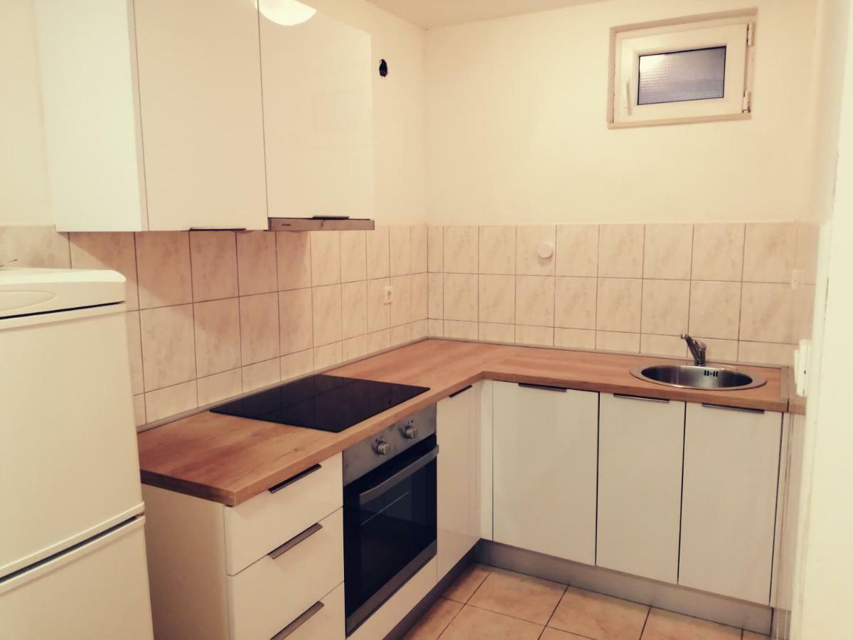 Apartmani Miro Opacak Omiš Buitenkant foto